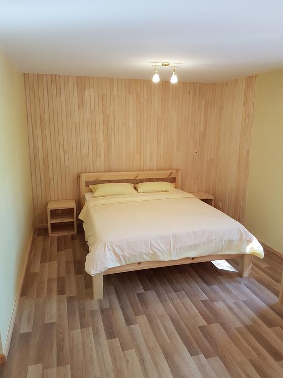Guest House Vilcini Bernāti エクステリア 写真